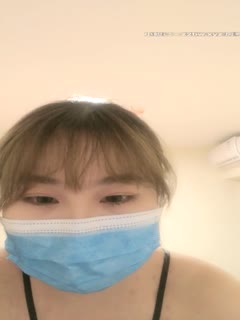 后面插入妹子的屁眼，把小妹妹痛得遭不住，全程清晰对白