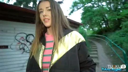 澀澀街拍 随機找路人拍照 偷偷下yao 秒變騷母狗