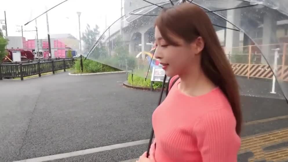 原创 刚和男朋友约完会的老师就跑到户外7P和单男野战