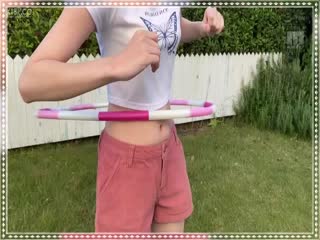 和镇上开茶叶店的51岁大屁股熟女老板娘偷情，这熟女太丰满了性欲特别大