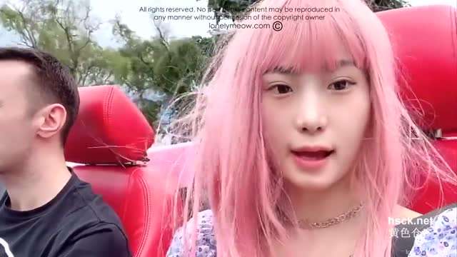 8 5:05HD半夜睡不着窗外偷窥邻居木瓜奶少妇洗澡看她抬腿搓脚擦逼让人有犯罪的冲动