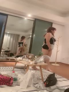 【好片分享】浙江极品女友精品玩美穴与男友不雅性爱私拍流出_蜜桃臀后入裹操_完美露脸[21:28]