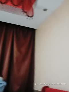 母狗叫着让我用力操