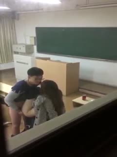 一二三木頭人輪 人妻教育實習生，恥辱的娛樂活動 美之嶋惠理 JUR363