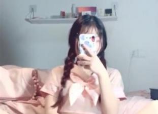 [亞洲無碼] 【77】 大神『我是奶气草莓』欠债不还的少妇把她女儿贡献给了我！当着妈妈的面操她女儿，母女双收就完美了