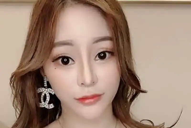 12位火箭巨乳美少女第二弹强势来袭！白石未央、乙叶可怜、松本菜奈実等豪乳倾情出演，乳浪翻滚让你欲罢不能！UMSO612