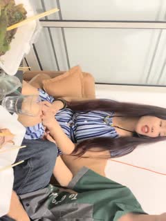 傲娇的女子都受屈与男子身下