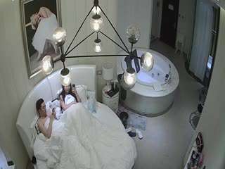 NEO905 假装小便 由良假名