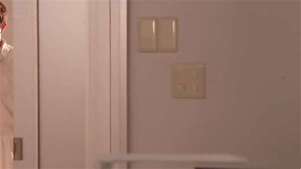 HUNTC359 父的再婚让家突然变得阴暗！ ？突然出现的家庭成员都太过低调！继母是隐藏在低调外表下的巨乳美女，继姊是宅女失业者！而继妹则是腐女游戏玩家！本以为很难和他们相处融洽，但后来发现 他们全都非常淫荡，通过我的鸡鸡来互相理解！现在他们全都因为追求我的鸡鸡而满足并露出高潮表情！ 素人素人