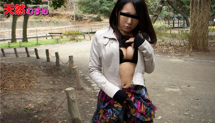 火车上的18岁淫荡骚货，吸爆我的大肉棒