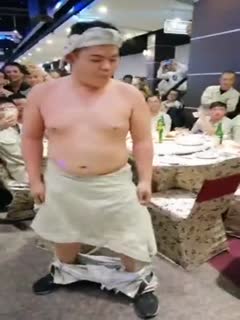 當我沮喪的I杯，頂級成熟的已婚婦女時，她患有壯陽藥，她的眼睛顫抖著，她猛烈地噴了一下，以至於她在流口水和乞求雞巴！高潮的最終成熟女人誕生了！呢MIU 39歲