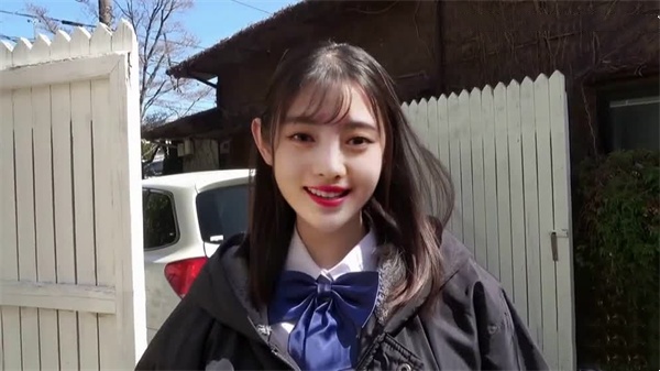 XVSR527 中文字幕 眼前憧憬的女孩高潮！！男优眼光相对超密着性爱 眼前憧憬的女孩高潮！！男优眼光相对超密着性爱 白咲碧 凉宫琴音