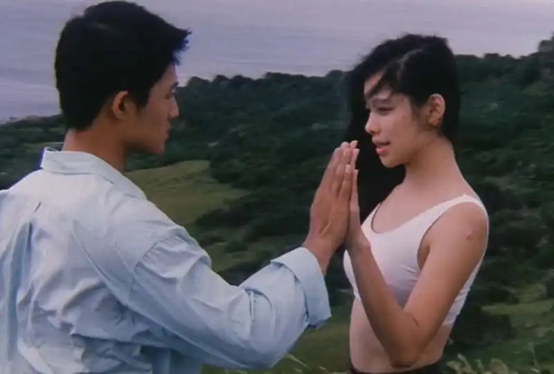 极品韩国清纯网红女神情人节限定特别篇露点自慰私拍