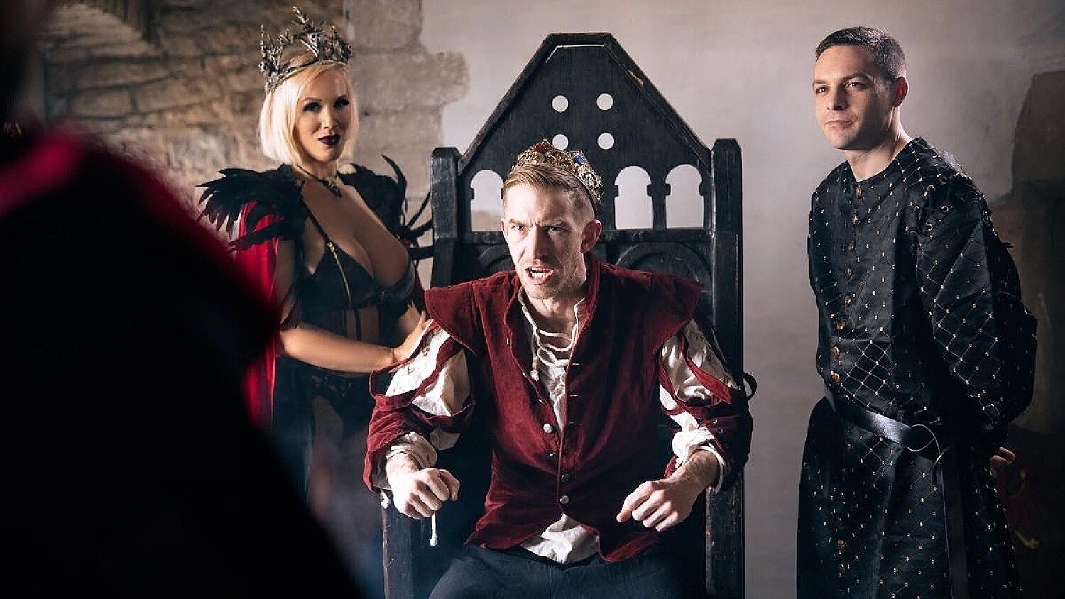 START385 新婚极品人妻矢野爱真 送货途中遭老司机车内猛操 沦陷黑人巨根狂插内射