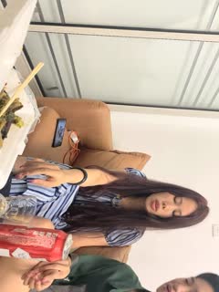 [亞洲無碼] [77]大神约重庆房地产女销售梁开琳吃宵夜 不料被灌醉直接被无套抽插 弄完还要颜射脸上 直接变成肉便器