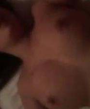 顶级约炮大神『深圳第一深情(Gdsqx)』生活高冷女神，被肏反差，奶子真美被玩坏了。这淫水也太多了吧.