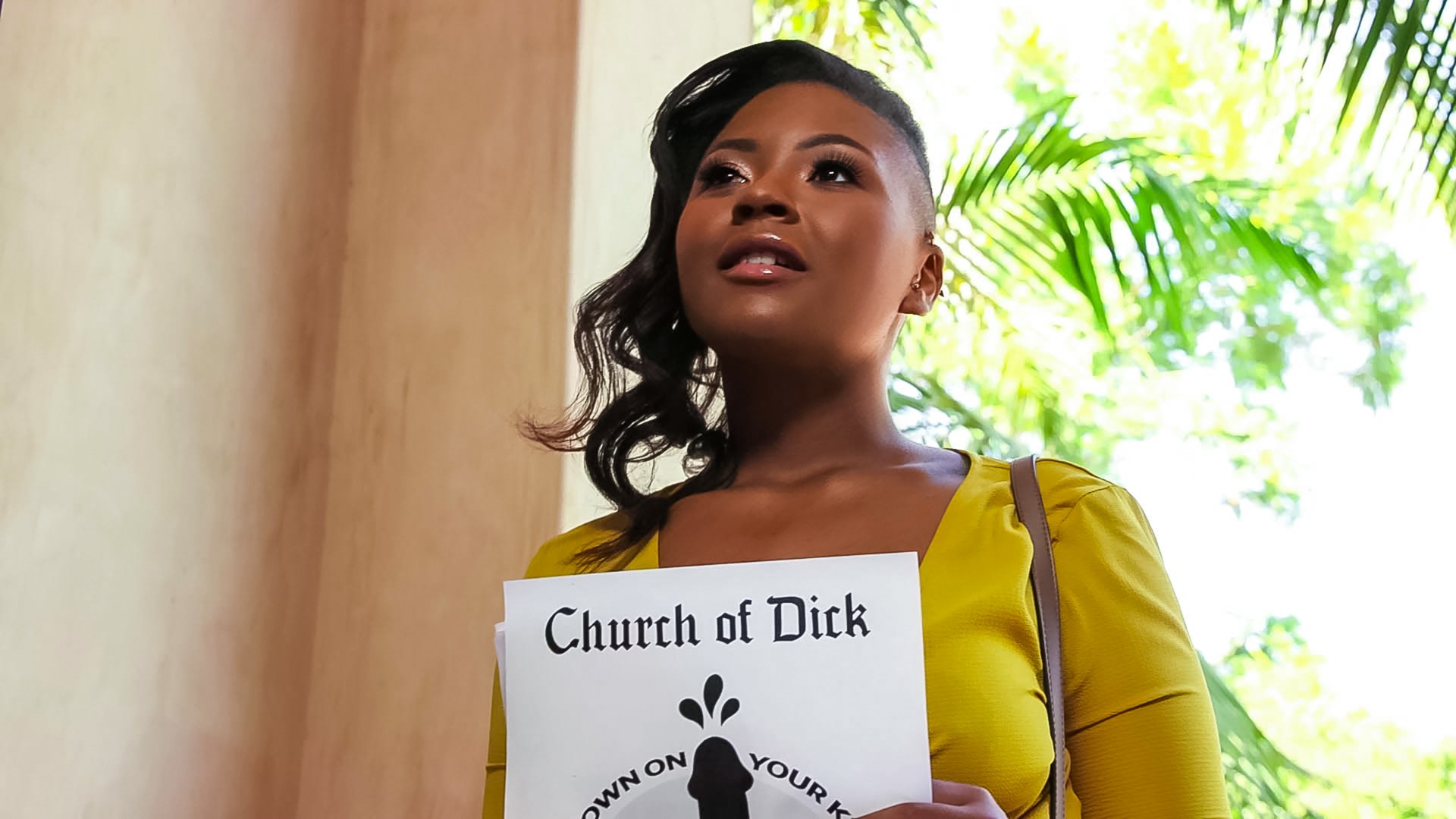 FC2PPV4596056 射精在白皙的皮肤美女的嘴里