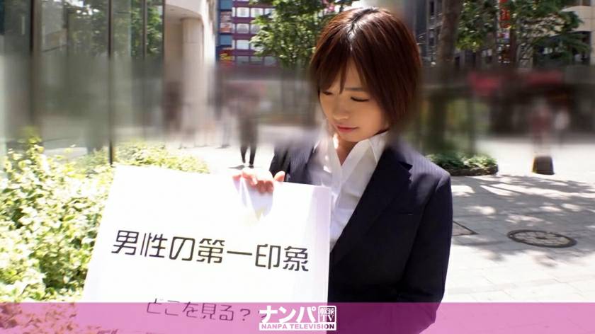 日韩自拍 岛国欲求不满轻熟女美女 被白皮男子的大肉棒暴力强制深喉插入 高难度一字马啪啪抽插榨精性爱