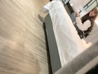 抖音嫩妹大红大紫的鲭鱼最新直播漏点翻车 6月刚成年8月擦边两天直接永封！