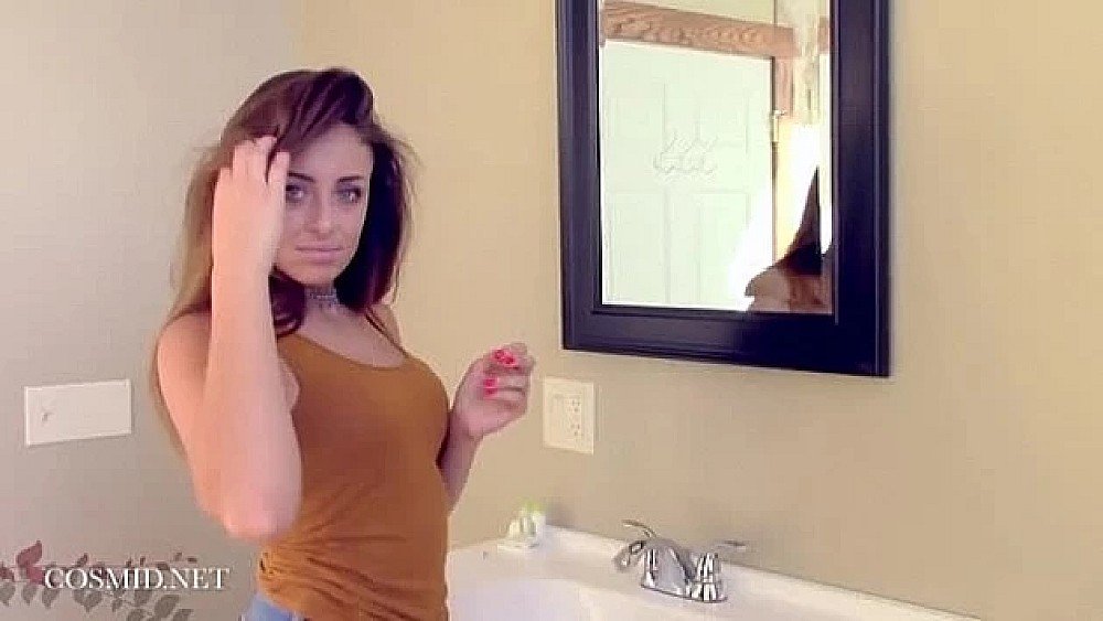 OF绝色尤物 minichu 震撼出镜 巨乳嫩穴谁能顶得住 自插美鲍享受的表情太美了