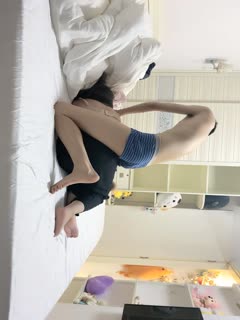 新作 [HD 6.21G] HEZ848 可愛いけどマグロで全然感じない僕の彼女 その母親は全身が性感帯の絶倫女性 吉澤友貴